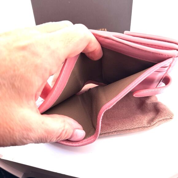 Bottega Veneta Intrecciato Nappa Leather Compact Wallet in Pink - Picture 5 of 7